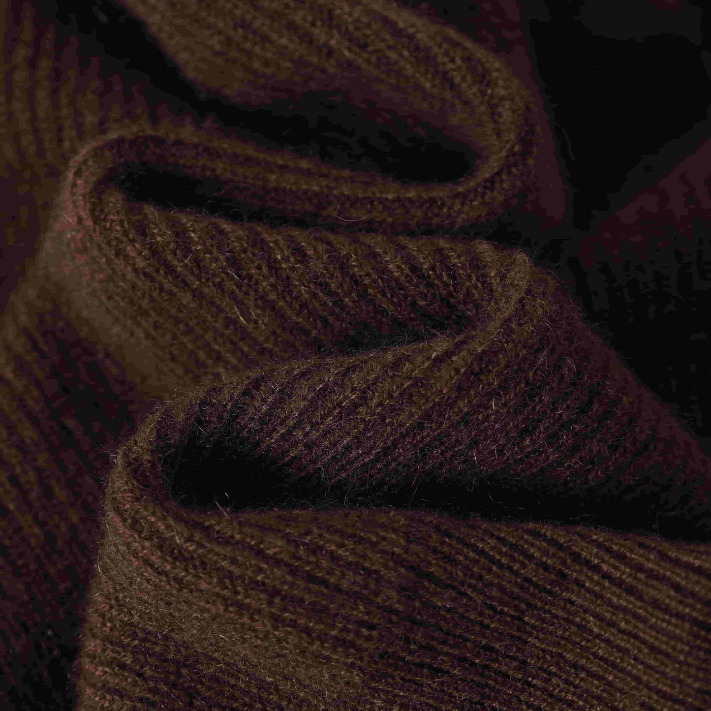 100% cashmere Warm, soft, elegant, handsome and versatile polo neck jacket cashmere sweater