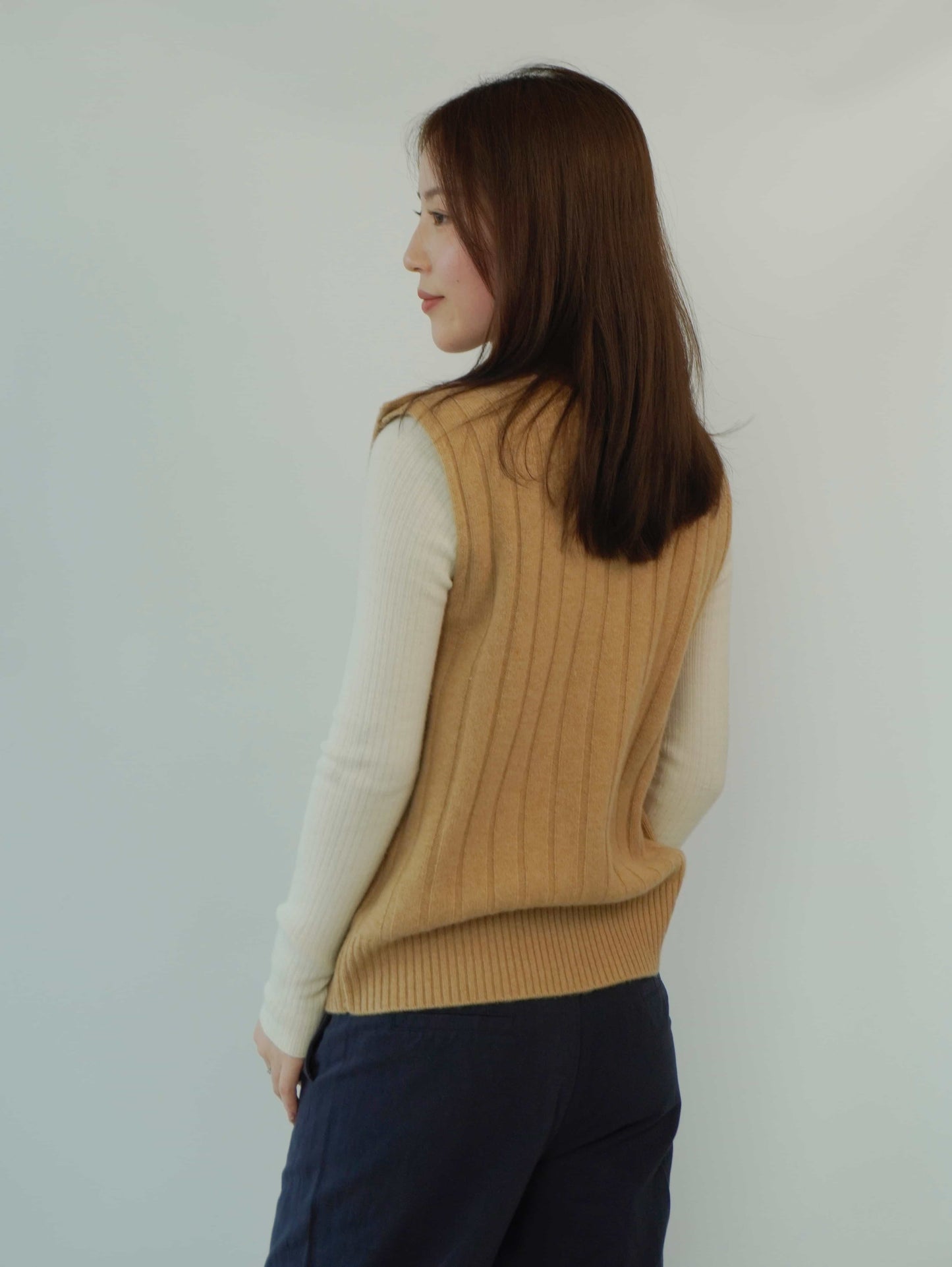 100% cashmere round neck slim fashion ladies cashmere vest