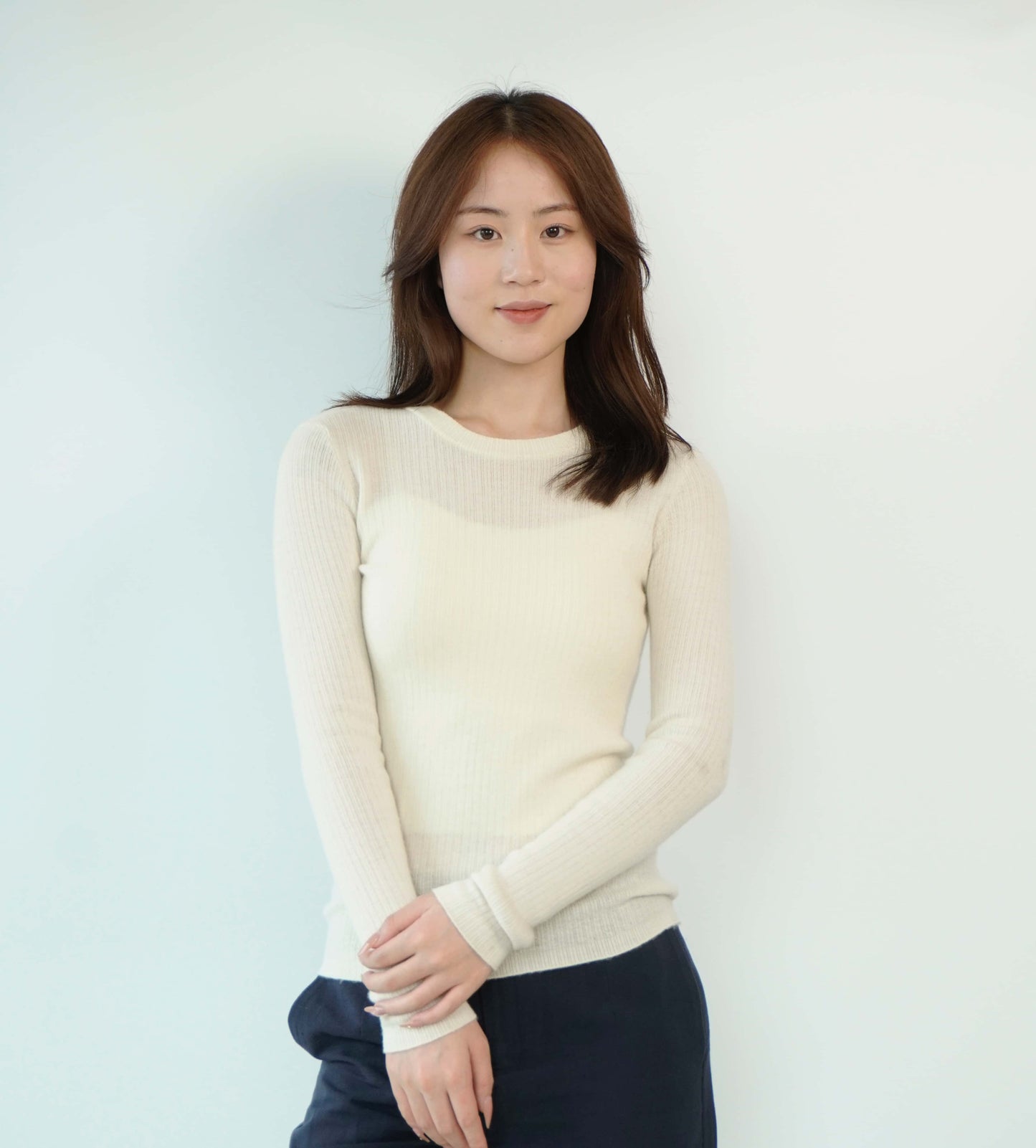 100% Cashmere Soft, cozy, breathable and elegant ladies worsted cashmere sweater
