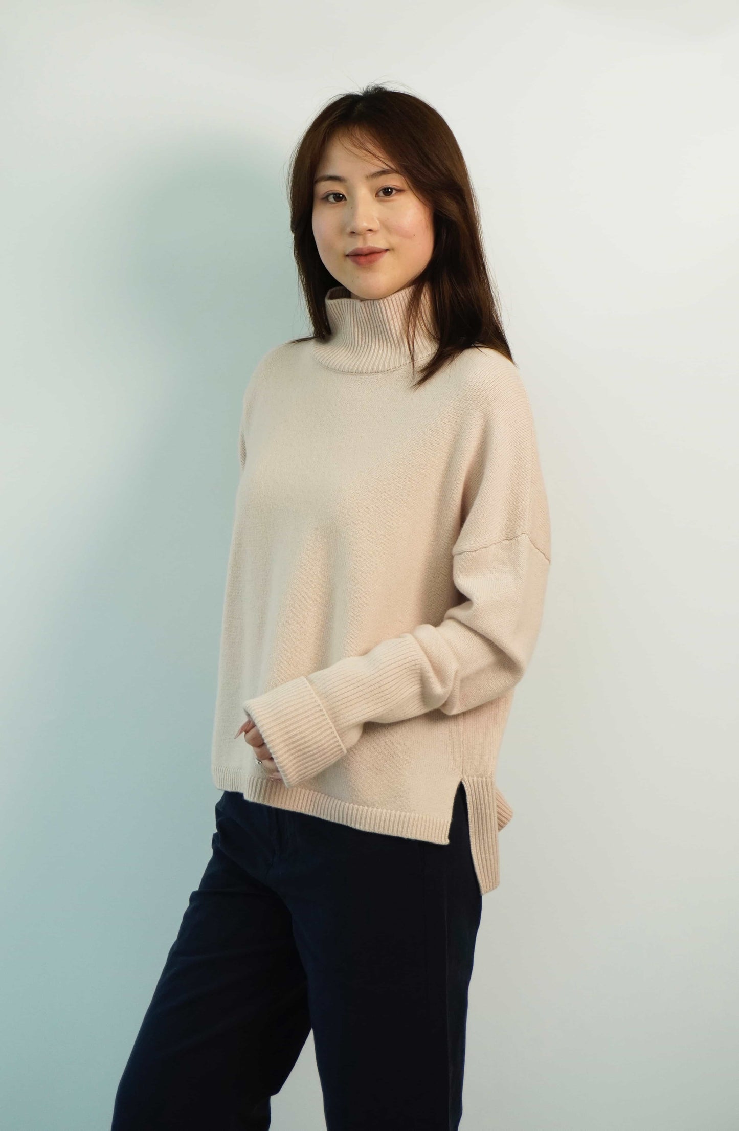 100% Cashmere Stylish Design Elegant Cashmere Sweater