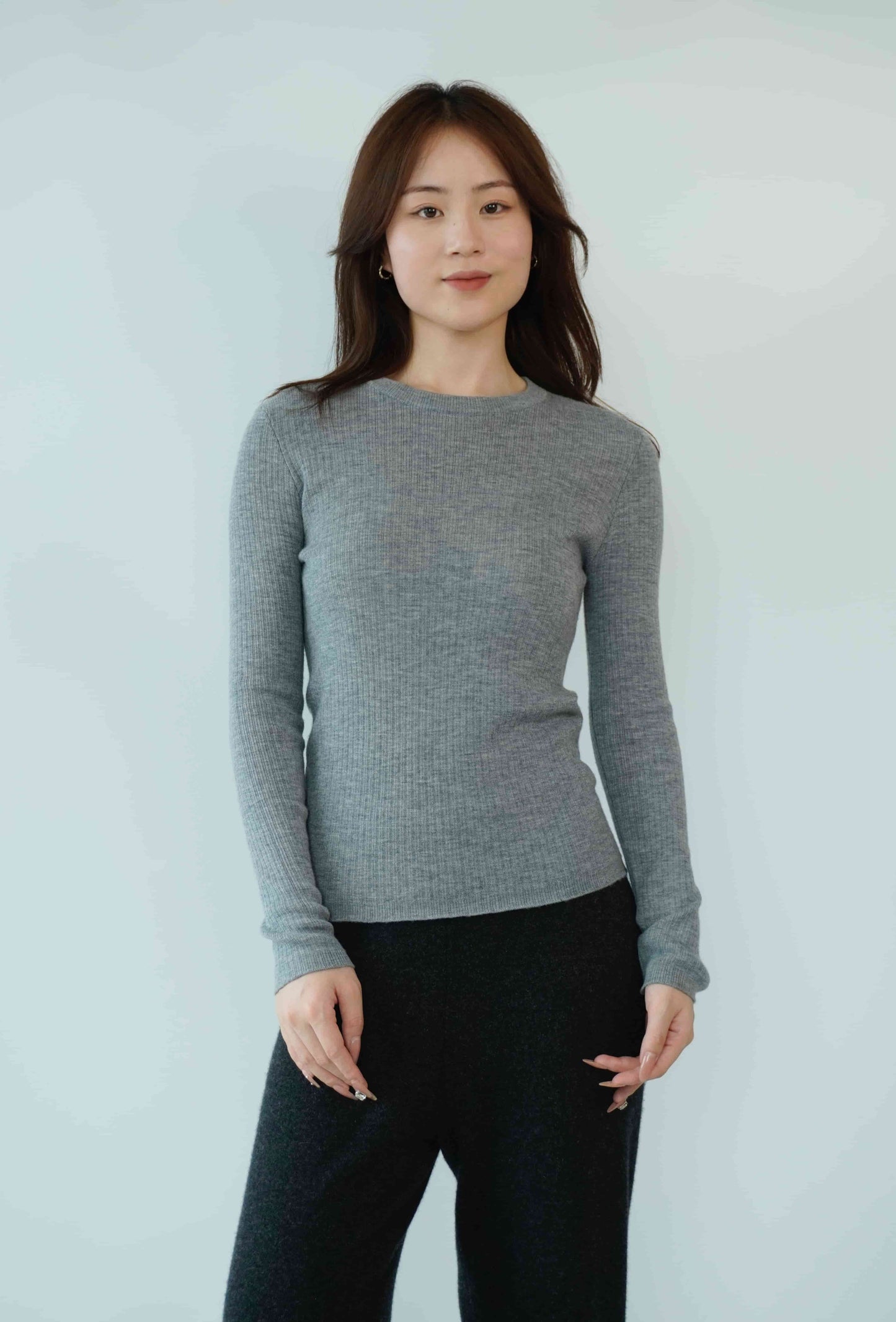 100% Cashmere Soft, cozy, breathable and elegant ladies worsted cashmere sweater