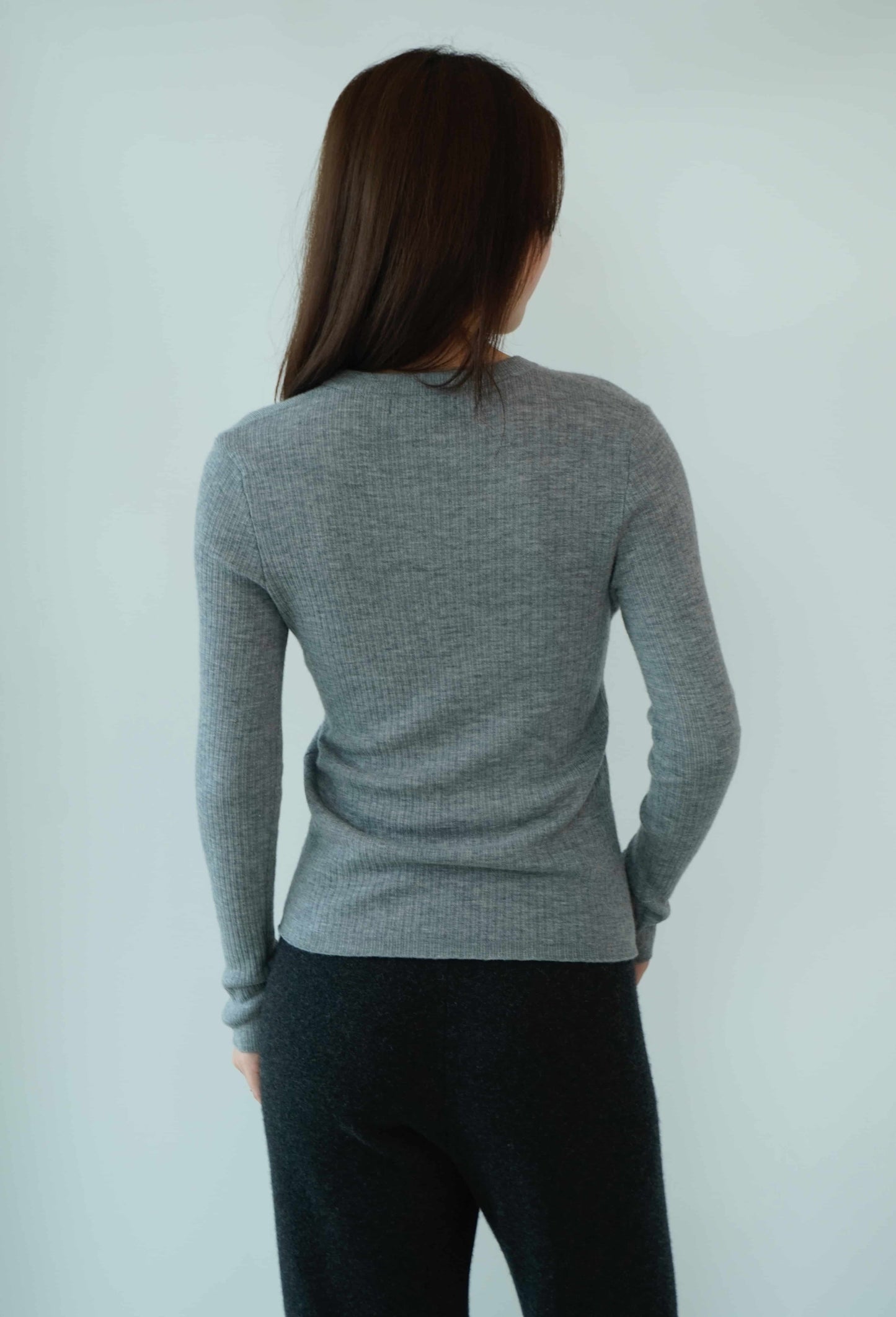 100% Cashmere Soft, cozy, breathable and elegant ladies worsted cashmere sweater