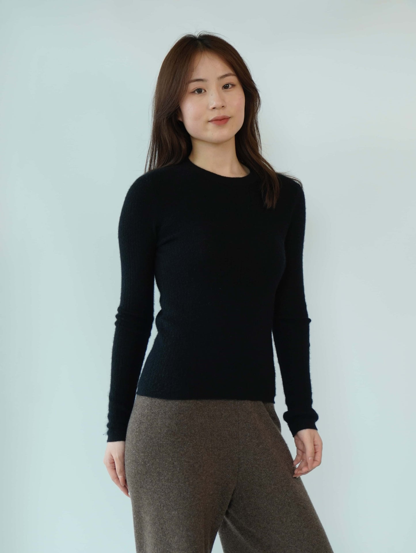 100% Cashmere Soft, cozy, breathable and elegant ladies worsted cashmere sweater