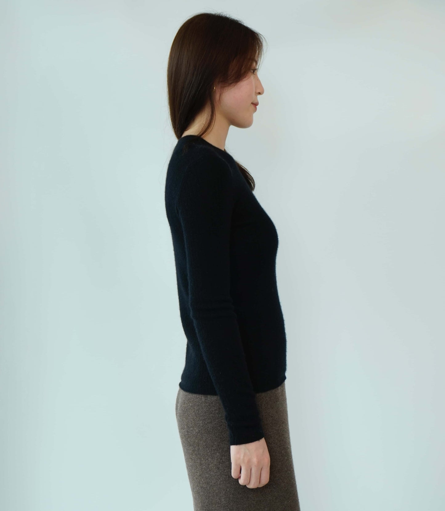 100% Cashmere Soft, cozy, breathable and elegant ladies worsted cashmere sweater