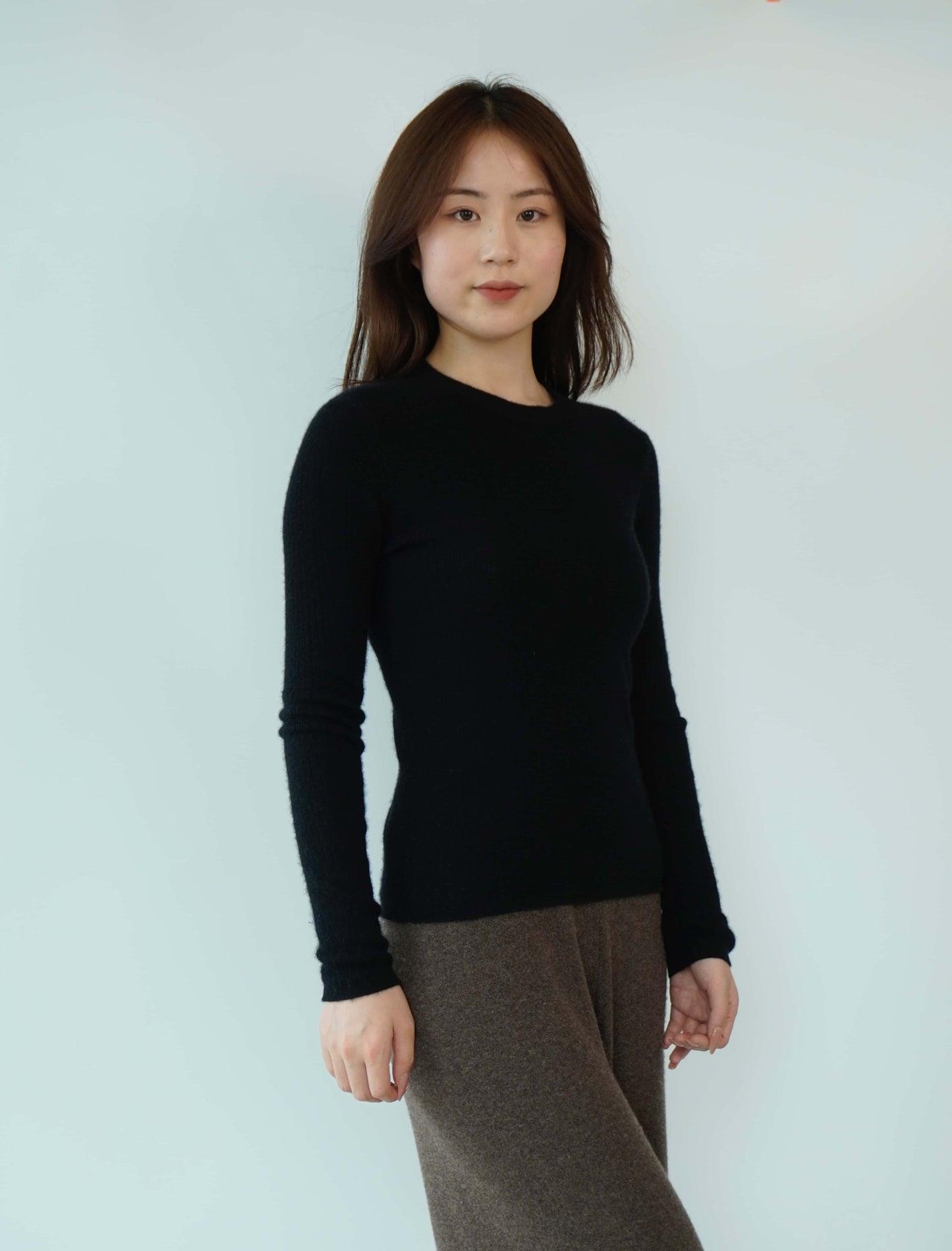 100% Cashmere Soft, cozy, breathable and elegant ladies worsted cashmere sweater