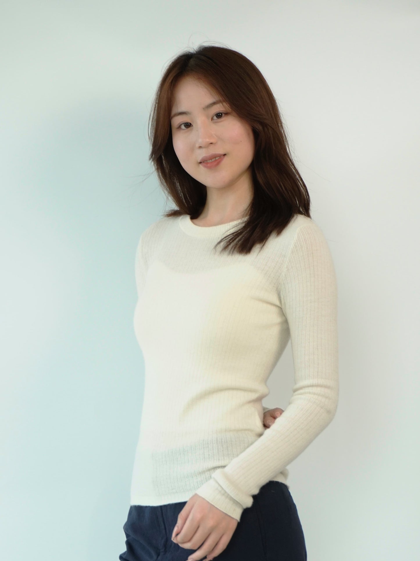 100% Cashmere Soft, cozy, breathable and elegant ladies worsted cashmere sweater