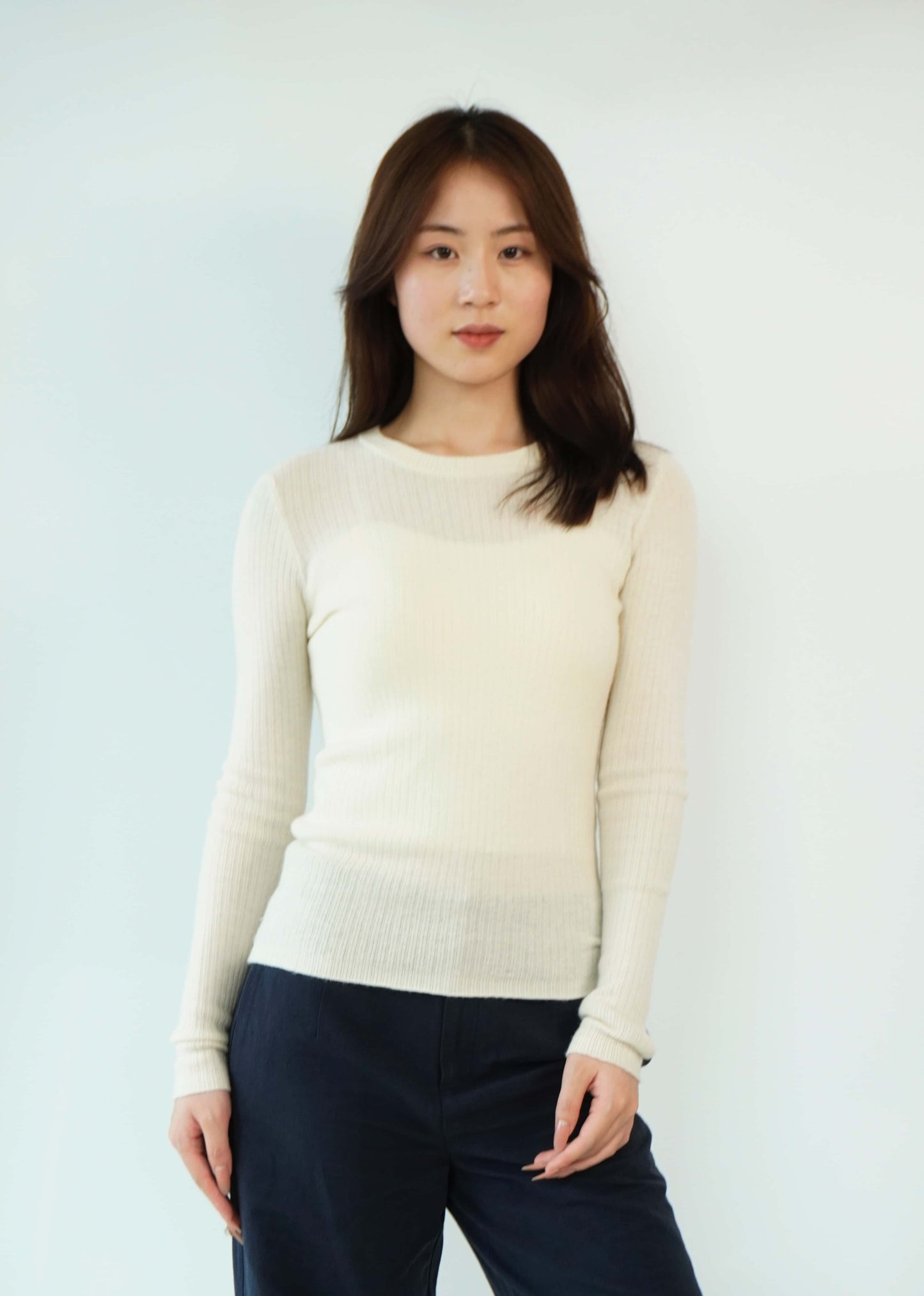 100% Cashmere Soft, cozy, breathable and elegant ladies worsted cashmere sweater