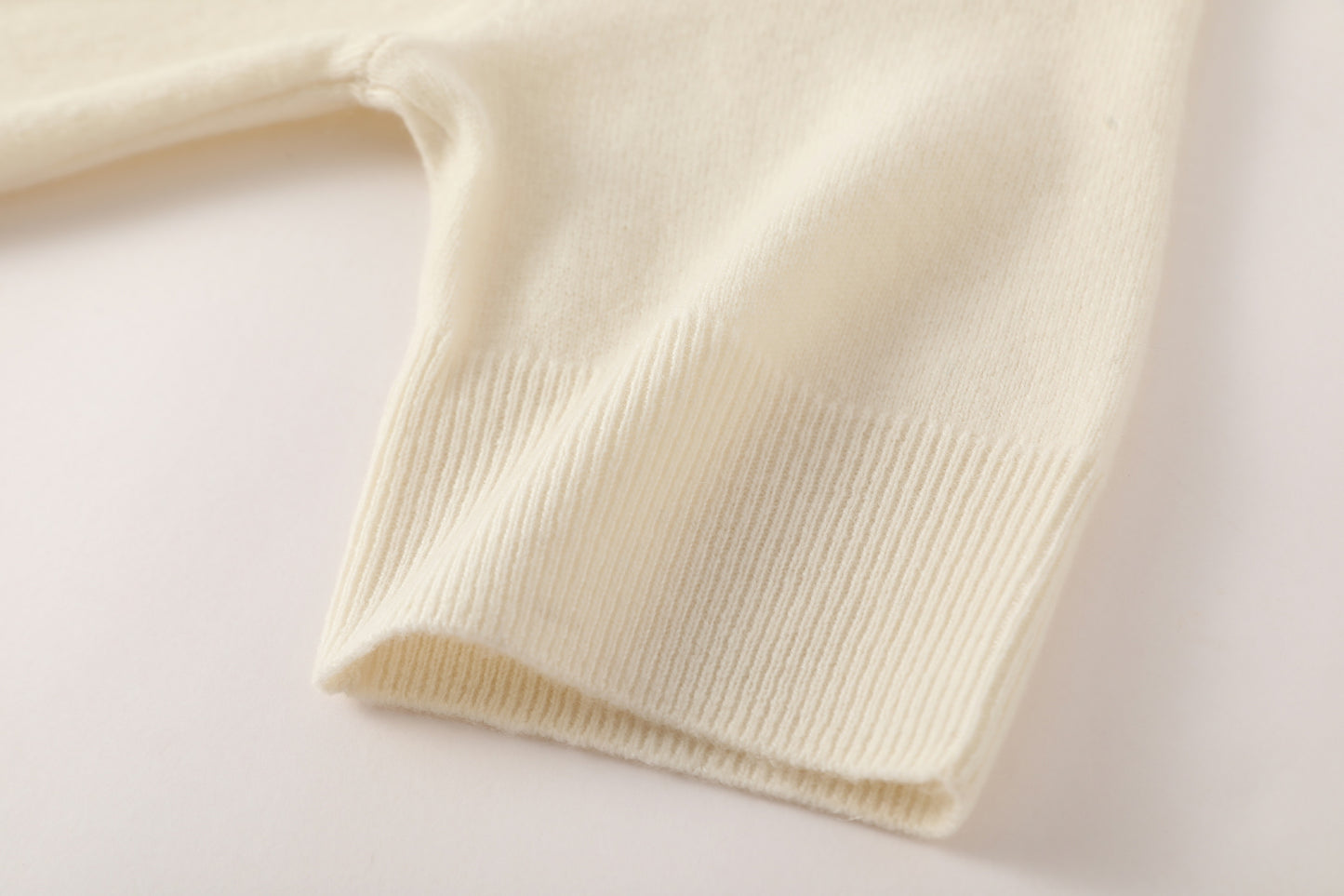 100% Cashmere Short Sleeve Slim Elegant Women's Top